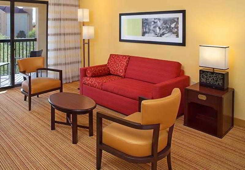 Courtyard Jacksonville Butler Boulevard Экстерьер фото